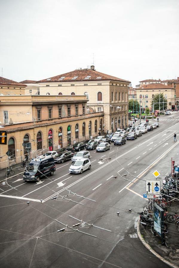 Amendola Central Station Bologna Exterior photo